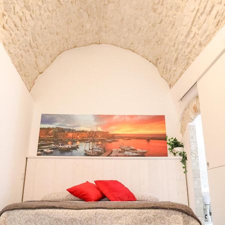Room 20 - Piccola Camera In Pietra Bianca Giovinazzo Εξωτερικό φωτογραφία