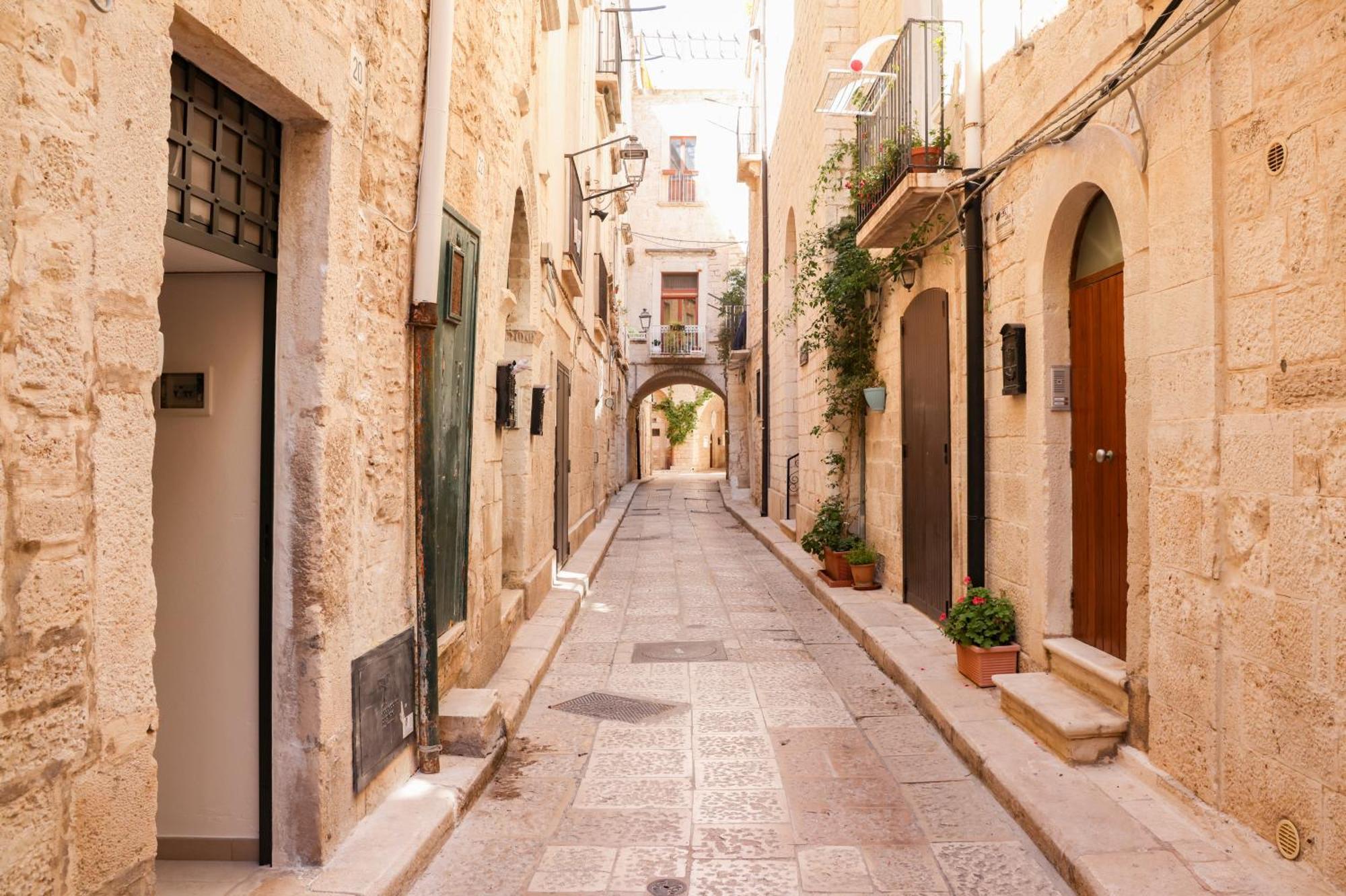 Room 20 - Piccola Camera In Pietra Bianca Giovinazzo Εξωτερικό φωτογραφία