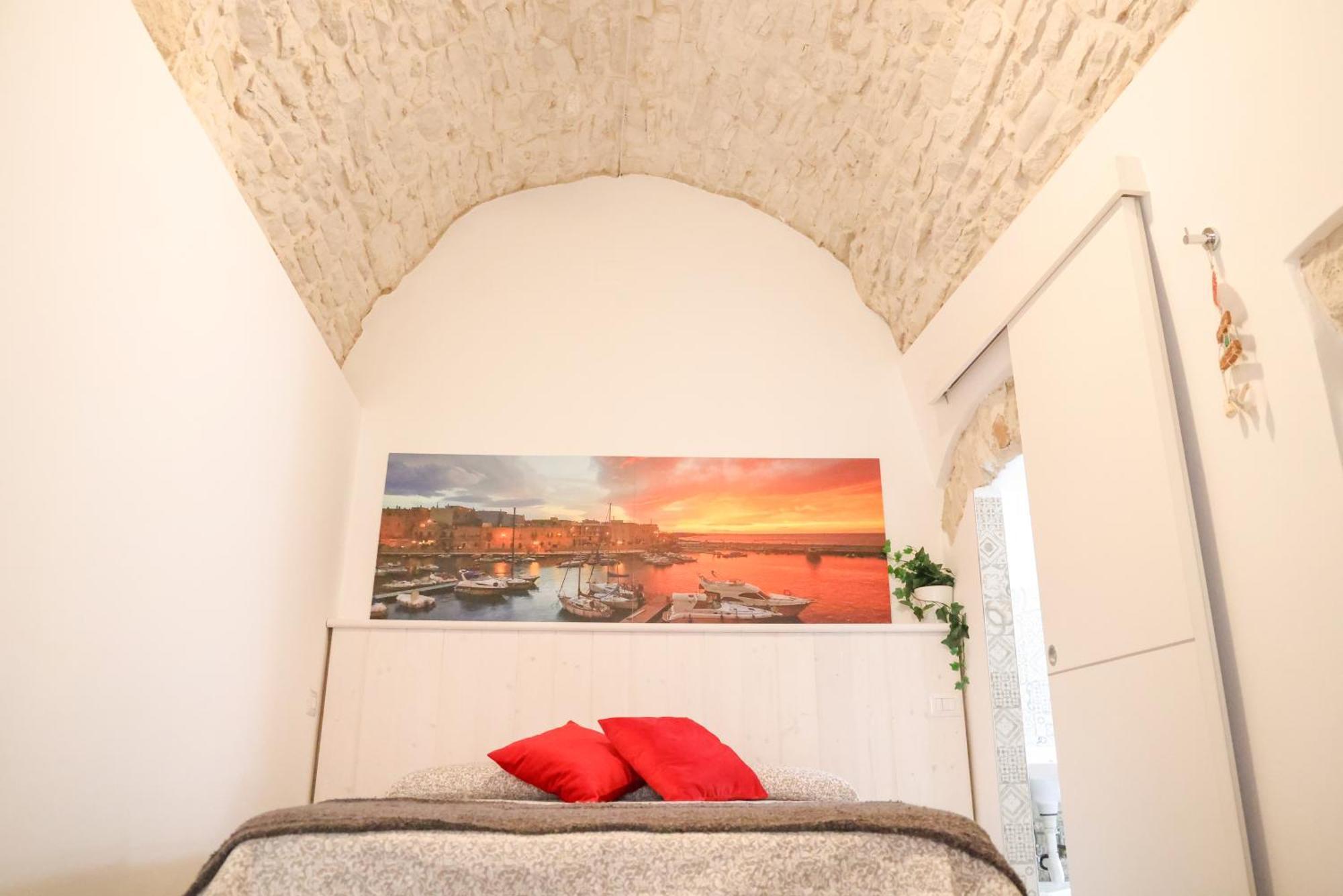 Room 20 - Piccola Camera In Pietra Bianca Giovinazzo Εξωτερικό φωτογραφία
