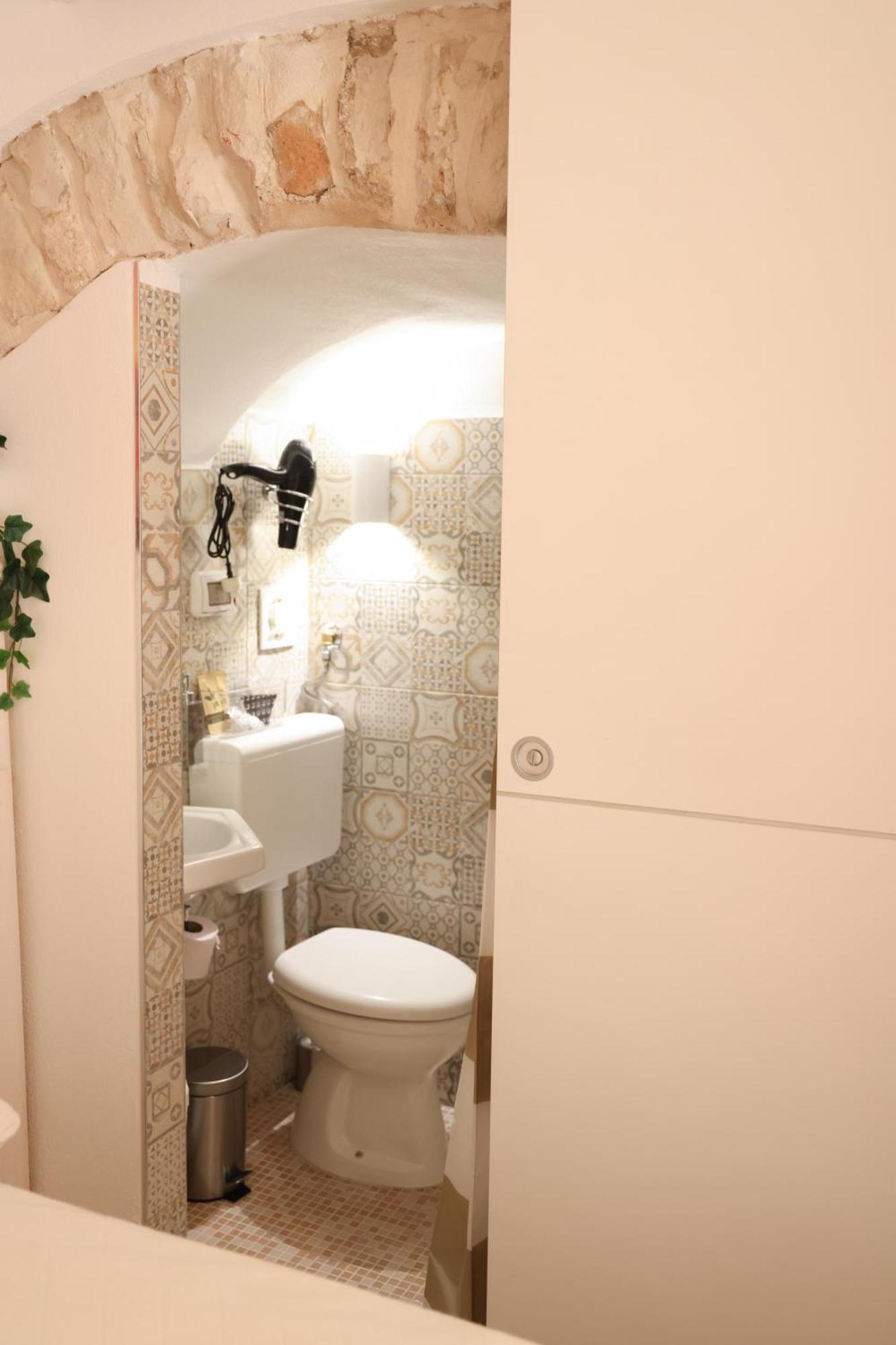 Room 20 - Piccola Camera In Pietra Bianca Giovinazzo Εξωτερικό φωτογραφία